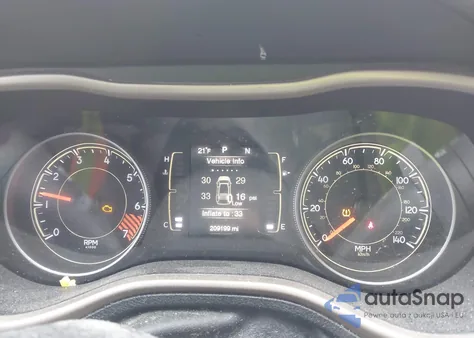 2015 Jeep Cherokee Latitude z USA, uszkodzony, nr VIN 1C4PJLCB8FW656494